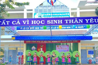 Hội thi Văn nghệ chào mừng ngày Nhà giáo Việt Nam 20/11.